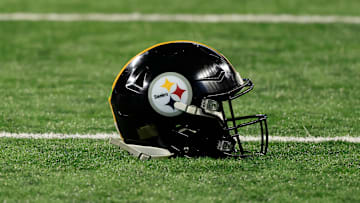 Pittsburgh Steelers v Indianapolis Colts