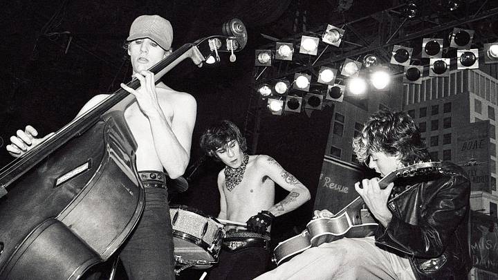 Stray Cats