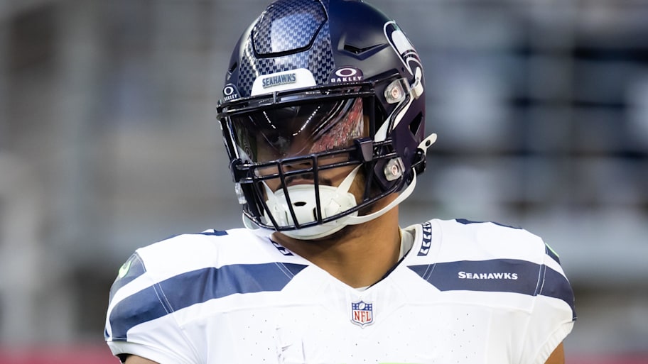 Dec 8, 2024; Glendale, Arizona, USA; Seattle Seahawks tight end Noah Fant (87) against the Arizona Cardinals at State Farm Stadium. Mandatory Credit: Mark J. Rebilas-Imagn Images | Mark J. Rebilas-Imagn Images