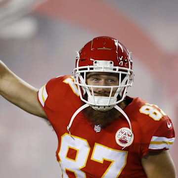 Kansas City Chiefs tight end Travis Kelce (87) runs on the field as he's introduced in the first quarter of the game between the Kansas City Chiefs and the Cincinnati Bengals at Arrowhead Stadium in Kansas City on Oct. 16, 2018.