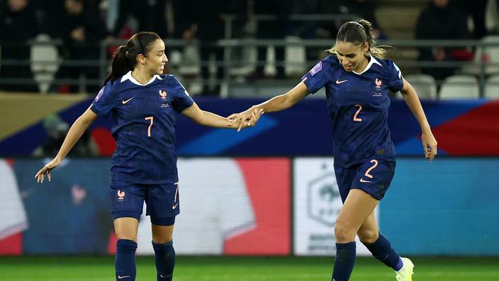 Sakina Karchaoui et Maelle Lakrar retrouvent l'équipe de France contre l'Irlande Sakina Karchaoui et Maelle Lakrar retrouvent l'équipe de France contre l'Irlande