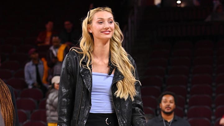 WNBA star Cameron Brink brings back fire Sparks pregame fit in shorts, matching boots