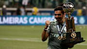 O treinador vai em busca de mais um troféu pelo Verdão