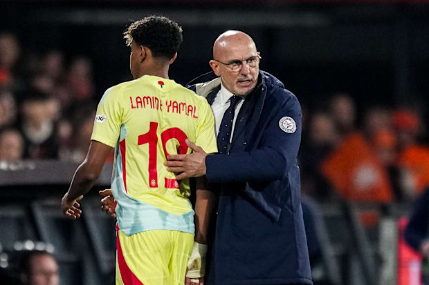 ลามิเน ยามาล, ลุยส์ เด ลา ฟูเอนเต้ ลามิเน ยามาล, ลุยส์ เด ลา ฟูเอนเต้