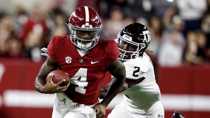 Alabama Crimson Tide quarterback Jalen Milroe