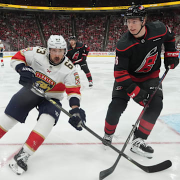 The Hurricanes are favored in Game 2 to even up the series against the Panthers.