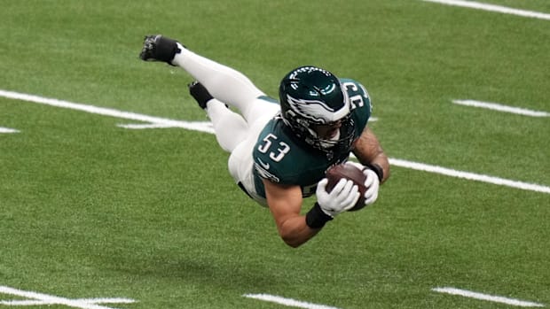 Feb 9, 2025; New Orleans, LA, USA; Eagles' Zack Baun intercepts Chiefs' Patrick Mahomes's pass during Super Bowl LIX.