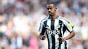 Alexander Isak verlässt Newcastle nach einer langen Transferposse