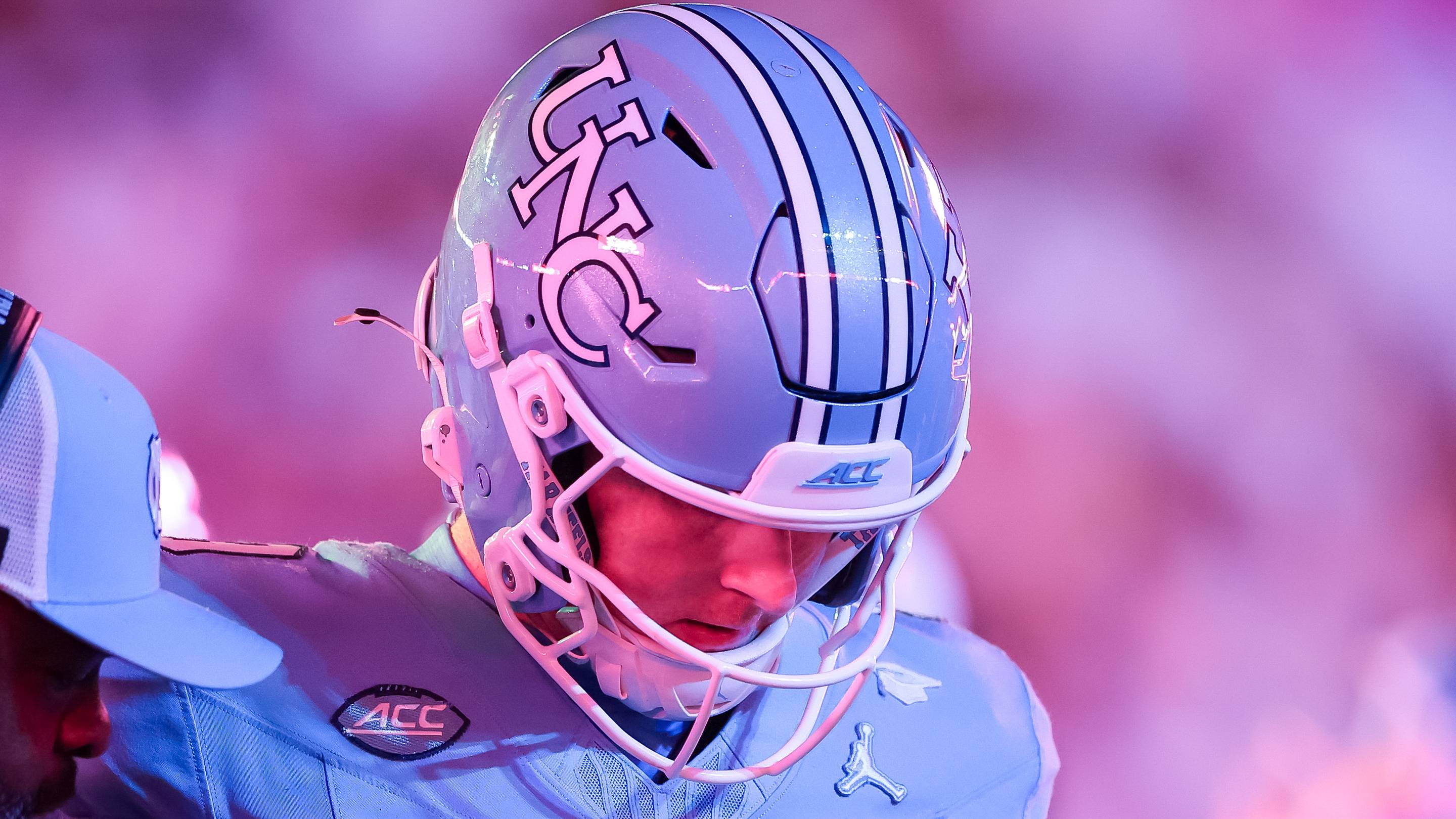 Tar Heel Nation Heartbroken After Overtime Loss to Syracuse