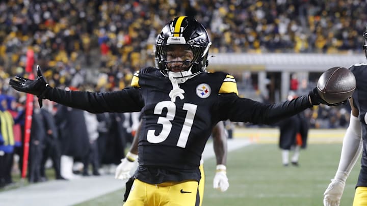 Jan 4, 2025; Pittsburgh, Pennsylvania, USA;  Pittsburgh Steelers cornerback Beanie Bishop Jr. (31) celebrates after intercepting a Cincinnati Bengals pass during the second quarter at Acrisure Stadium. Mandatory Credit: Charles LeClaire-Imagn Images