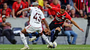 Flamengo e Athletico-PR chegam abalados após eliminações