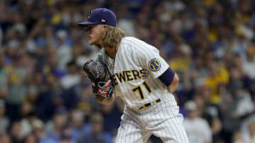 Josh Hader es uno de los cerradores más efectivos de la MLB