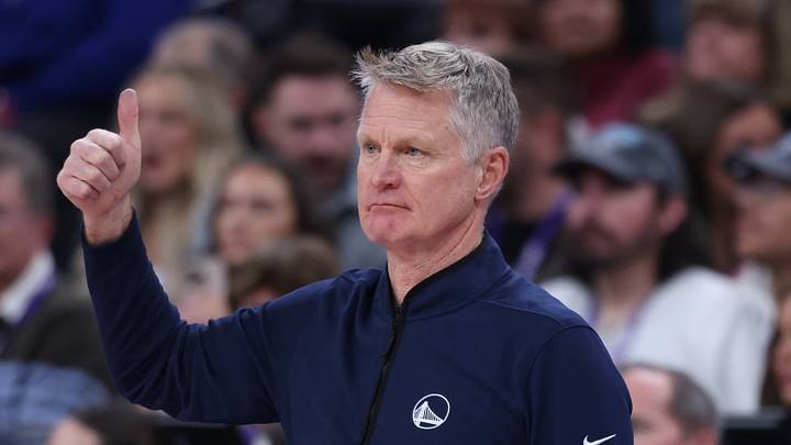 Jan 28, 2026; Salt Lake City, Utah, USA; Golden State Warriors head coach Steve Kerr reacts after a play against the Utah Jazz during the second half at Delta Center. Mandatory Credit: Rob Gray-Imagn Images