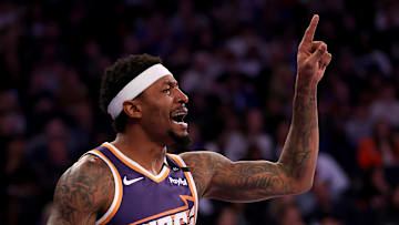 Phoenix Suns v New York Knicks