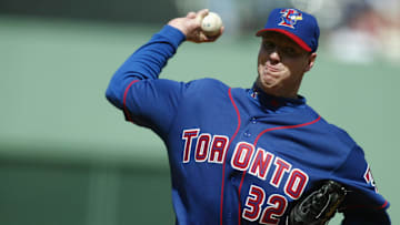 Roy Halladay won Cy Young in both the American League (Blue Jays) and National League (Phillies) in his Hall of Fame career.