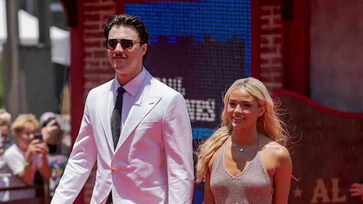 All-Star Red Carpet Show presented by Frutitas Agua Fresca