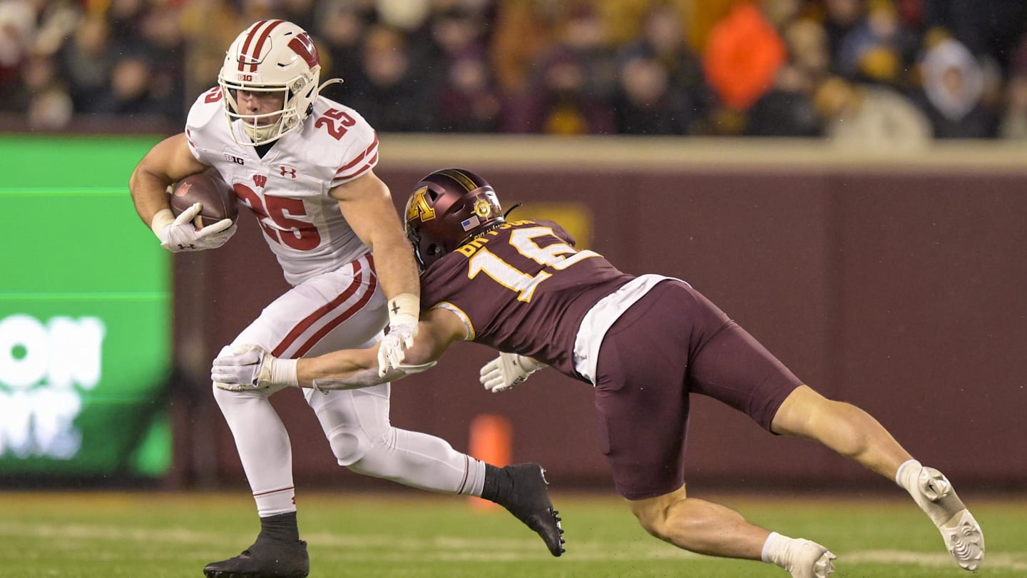 Reports Gophers' Coleman Bryson, Martin Owusu enter transfer portal