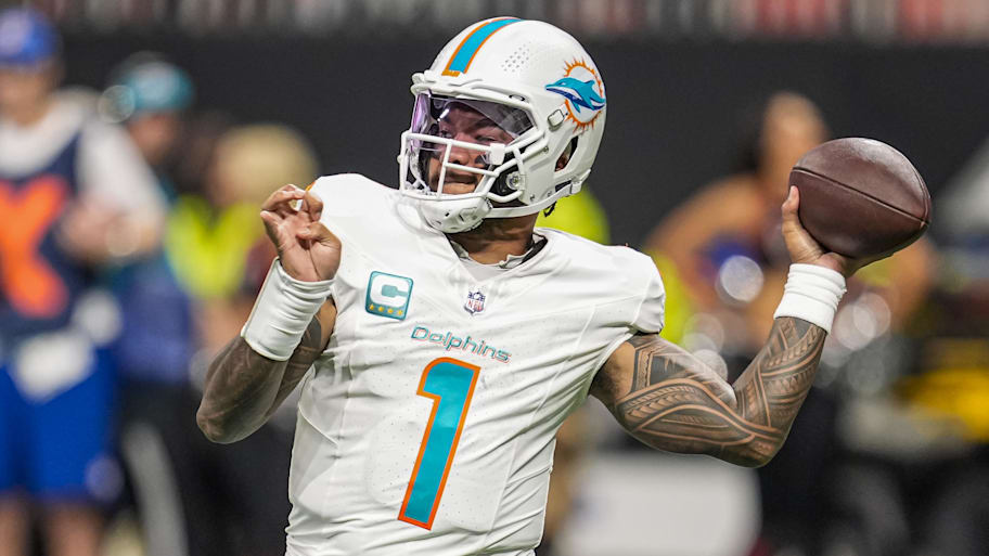 Tua Tagovailoa led the Dolphins to a 34–10 win over the Falcons.