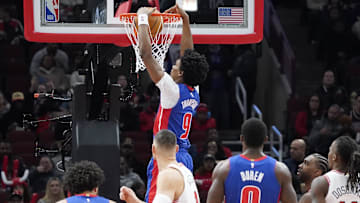 Feb 11, 2025; Chicago, Illinois, USA; Detroit Pistons forward Ausar Thompson (9) dunks: David Banks-Imagn Images