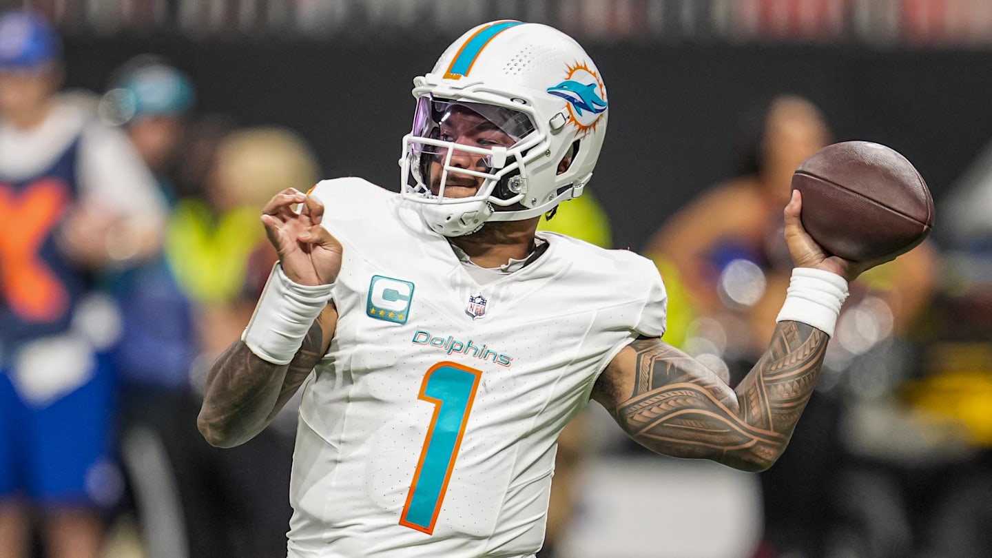 Why It’s Not Over for Dolphins’ Mike McDaniel and Tua Tagovailoa Why It’s Not Over for Dolphins’ Mike McDaniel and Tua Tagovailoa