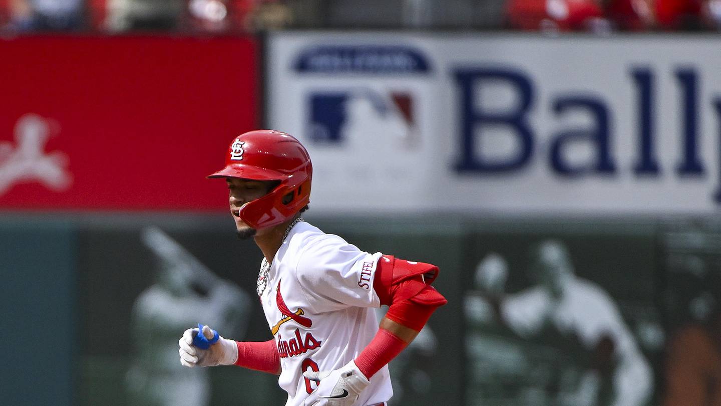 St. Louis Cardinals' Rookie on the Verge of Tying Future Hall of Famer in Team Histor - Vimarsana News