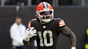 Oct 5, 2025; Tottenham, United Kingdom; Cleveland Browns running back Quinshon Judkins (10) carries the ball against the Minnesota Vikings in the second half during an NFL International Series game at Tottenham Hotspur Stadium.