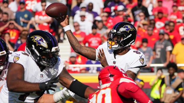 Baltimore Ravens quarterback Lamar Jackson throws a pass during the first quarter against the Kansas City Chiefs in Week 4.