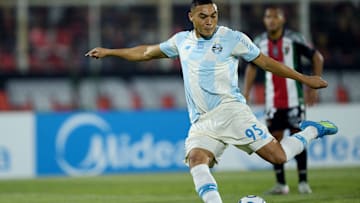 Resultado de empate passou por erro de Carlos Vinícius