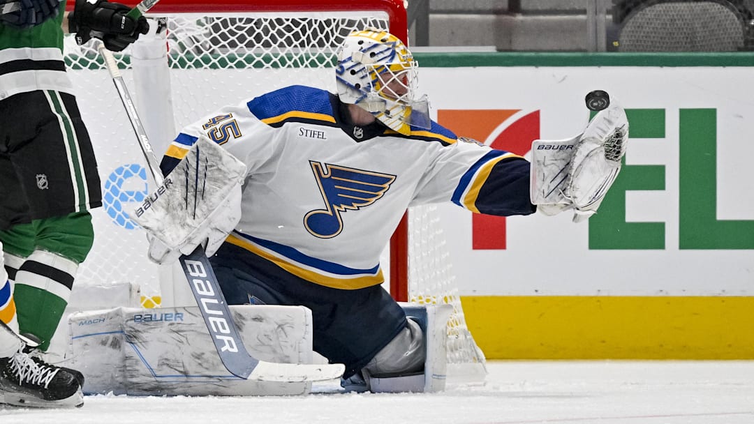 Sep 26, 2022; Dallas, Texas, USA; St. Louis Blues goaltender Colten Ellis (45) in action during the game between the Dallas Stars and the St. Louis Blues at American Airlines Center. Mandatory Credit: Jerome Miron-Imagn Images