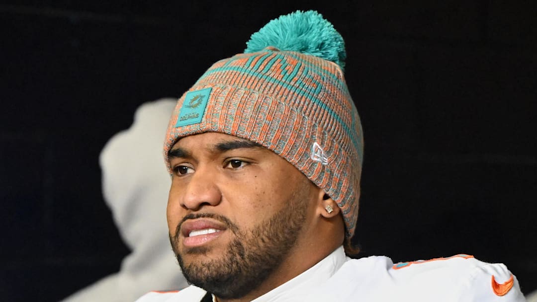 Jan 4, 2026; Foxborough, Massachusetts, USA; Miami Dolphins quarterback Tua Tagovailoa (1) walks out of the player tunnel before the game against the New England Patriots at Gillette Stadium. Mandatory Credit: Brian Fluharty-Imagn Images Jan 4, 2026; Foxborough, Massachusetts, USA; Miami Dolphins quarterback Tua Tagovailoa (1) walks out of the player tunnel before the game against the New England Patriots at Gillette Stadium. Mandatory Credit: Brian Fluharty-Imagn Images
