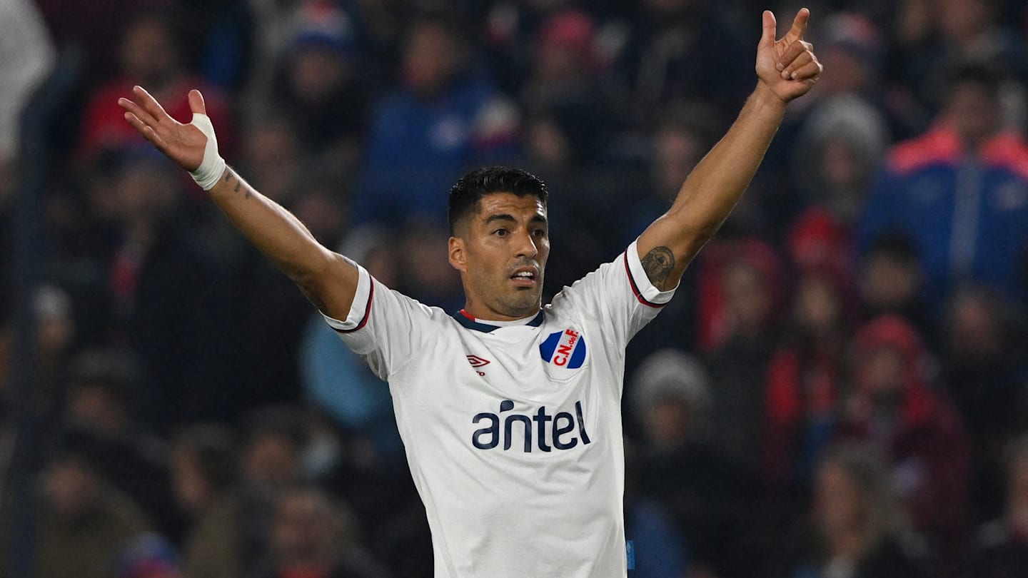 луис суарес в какой команде