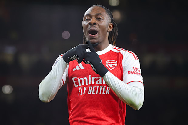 เอเบเรชี เอเซ่ ฉลองประตู