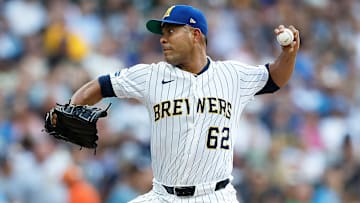 Miami Marlins v Milwaukee Brewers