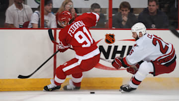 Red Wings v Hurricanes