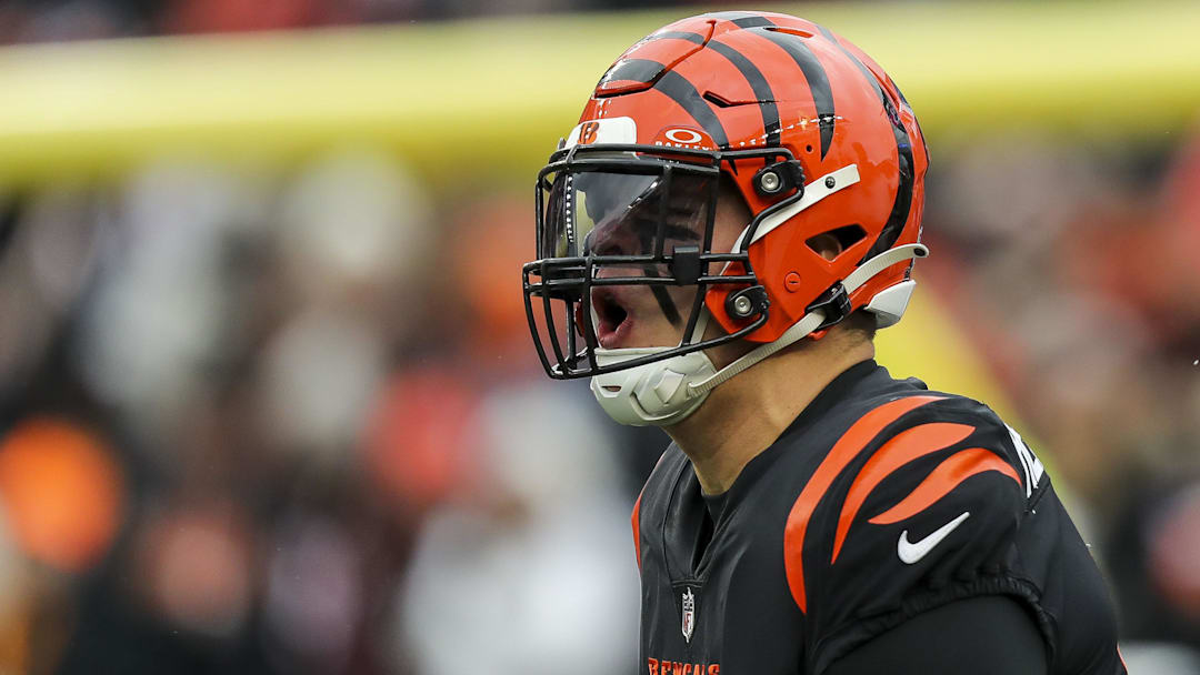 Jan 7, 2024; Cincinnati, Ohio, USA; Cincinnati Bengals defensive end Trey Hendrickson (91) runs onto the field before the game against the Cleveland Browns at Paycor Stadium. Mandatory Credit: Katie Stratman-Imagn Images