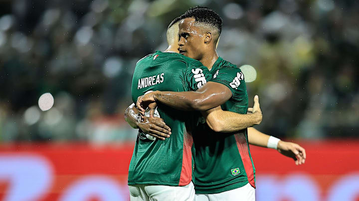 Novo reforço do Palmeiras, Arias deve ganhar minutos em campo contra o Fluminense