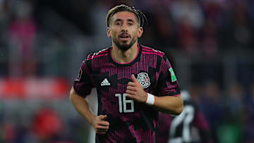 Héctor Herrera marcó el único tanto de México frente a Canadá, pero no se salvó de una desastrosa actuación.