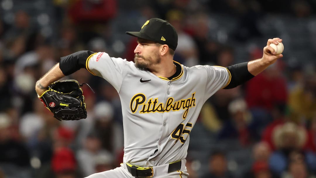Pittsburgh Pirates starting pitcher Andrew Heaney