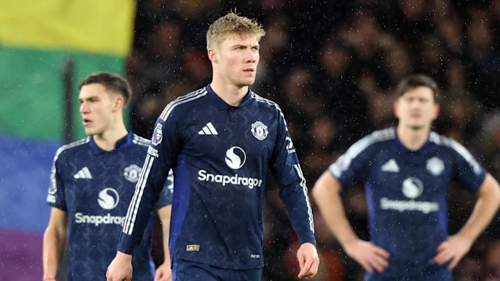 Rasmus Højlund (center) could lead the line for Manchester United looking to get back on track. Rasmus Højlund (center) could lead the line for Manchester United looking to get back on track.