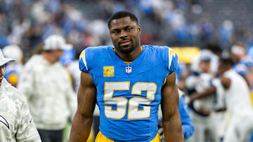 Tennessee Titans v Los Angeles Chargers