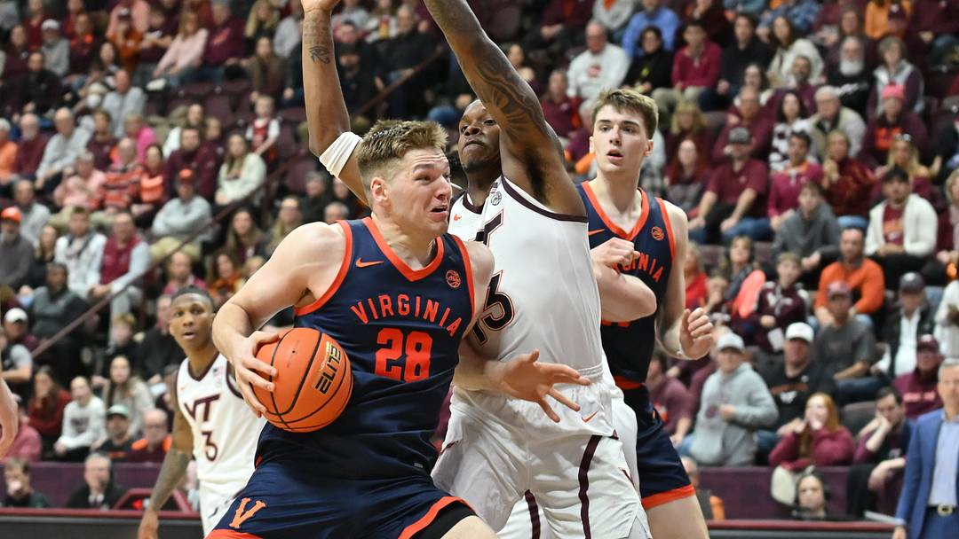Virginia Cavaliers forward Thijs de Ridder (28) makes a move toward the basket. Mandatory Credit: Brian Bishop-Imagn Images