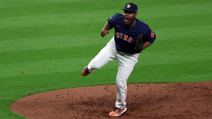 Héctor Neris encajaría de gran forma con los Yankees