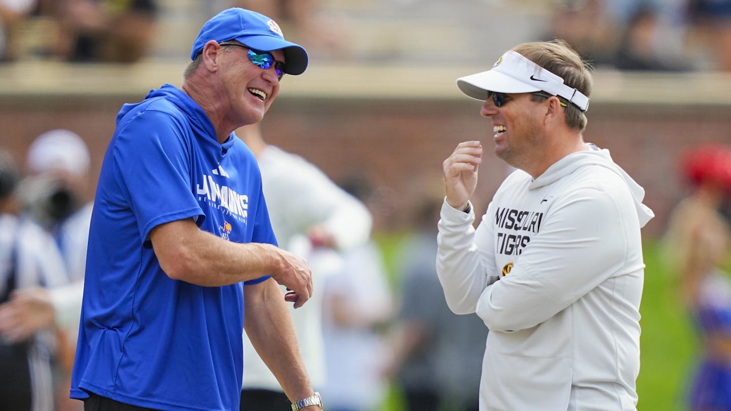 Missouri Tigers Rally to Win Border War Football 42-31 Over Kansas
