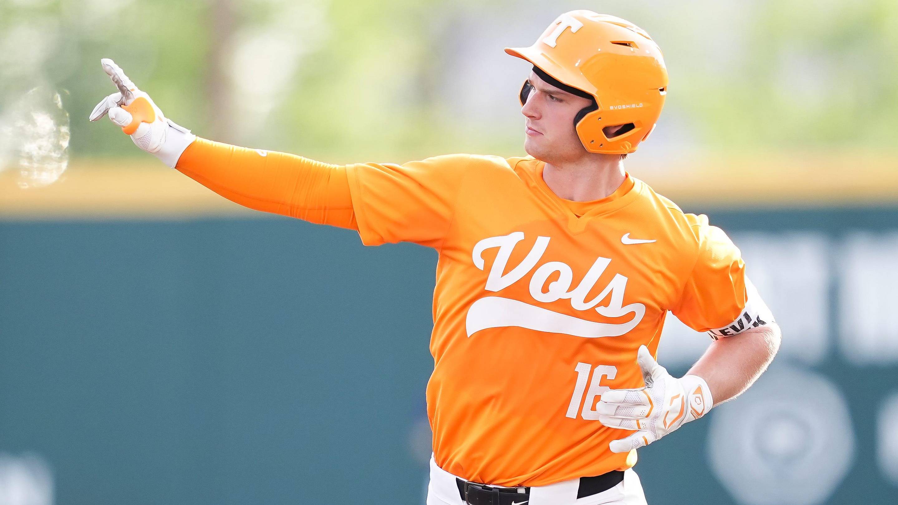 Live Updates: Tennessee Baseball vs. East Carolina in Chapel Hill Regional