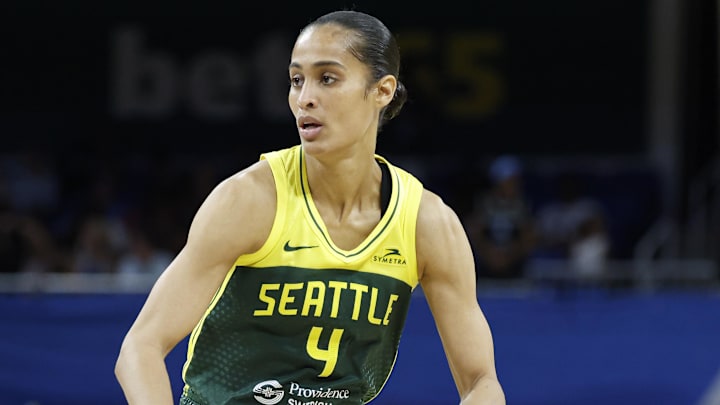 Jul 24, 2025; Chicago, Illinois, USA; Seattle Storm guard Skylar Diggins (4) brings the ball up court against the Chicago Sky during the second half at Wintrust Arena. Mandatory Credit: Kamil Krzaczynski-Imagn Images
