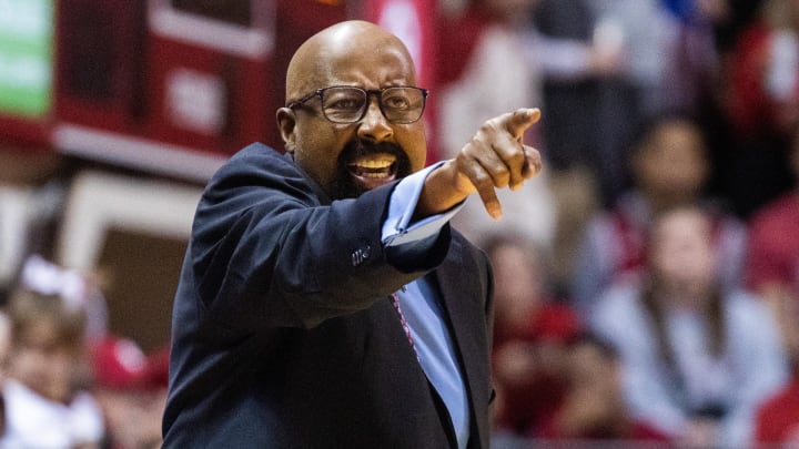 Indiana Hoosiers head coach Mike Woodson in the second half against the Minnesota Golden Gophers at Simon Skjodt Assembly Hall.