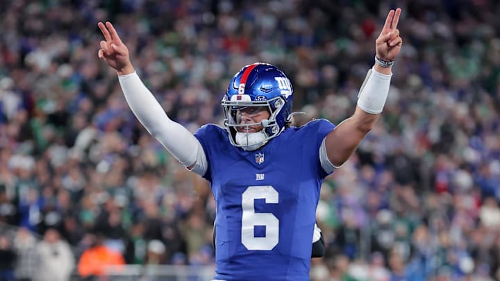Giants quarterback Jaxson Dart is now tied for the lead in Offensive Rookie of the Year odds. Giants quarterback Jaxson Dart is now tied for the lead in Offensive Rookie of the Year odds.