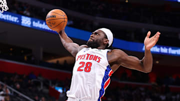 Los Angeles Clippers v Detroit Pistons