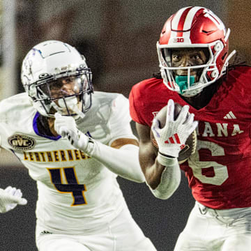 Indiana Hoosiers running back Justice Ellison (6) runs the ball for a touchdown in the second half against the Western Illinois Leathernecks at Memorial Stadium.