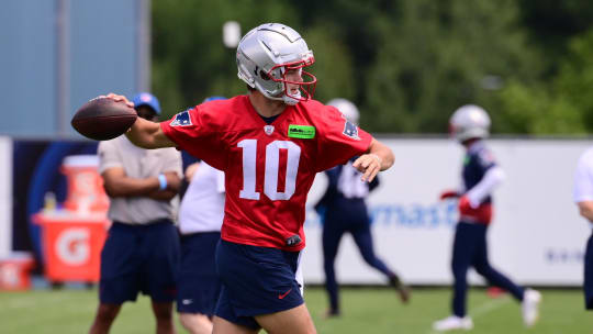 Jun 10, 2024; Foxborough, MA, USA;  New England Patriots quarterback Drake Maye (10) throws a pass at minicamp at Gillette Stadium. Mandatory Credit: Eric Canha-USA TODAY Sports